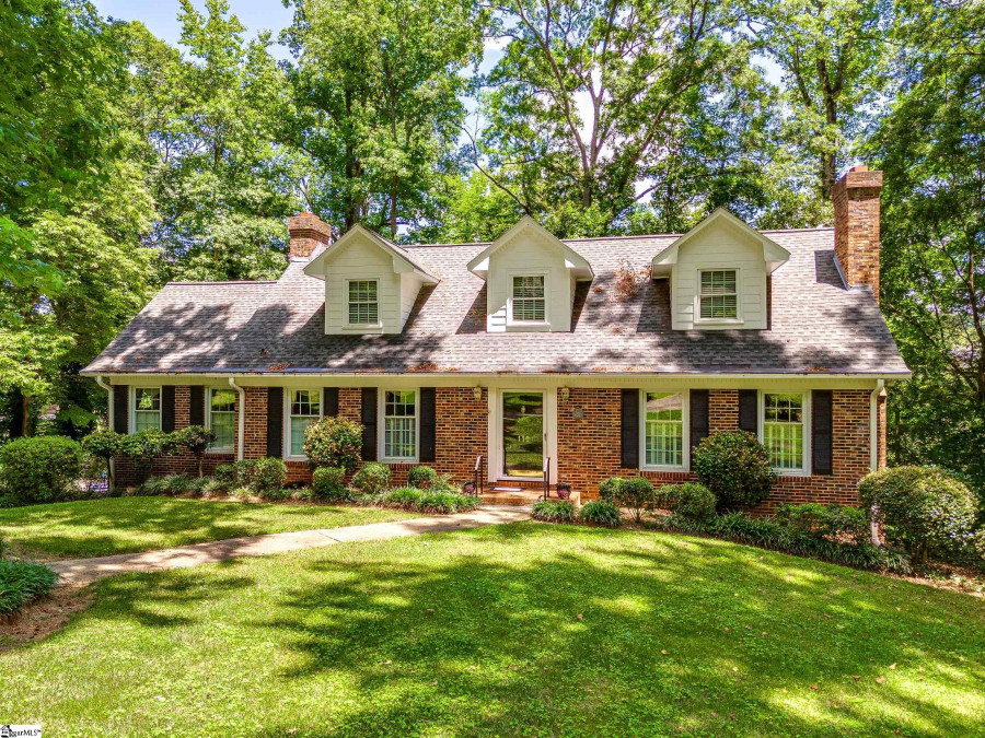 111 Fernwood  Gaffney, SC 29340