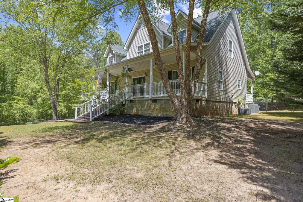 214 Brashears  Campobello, SC 29322