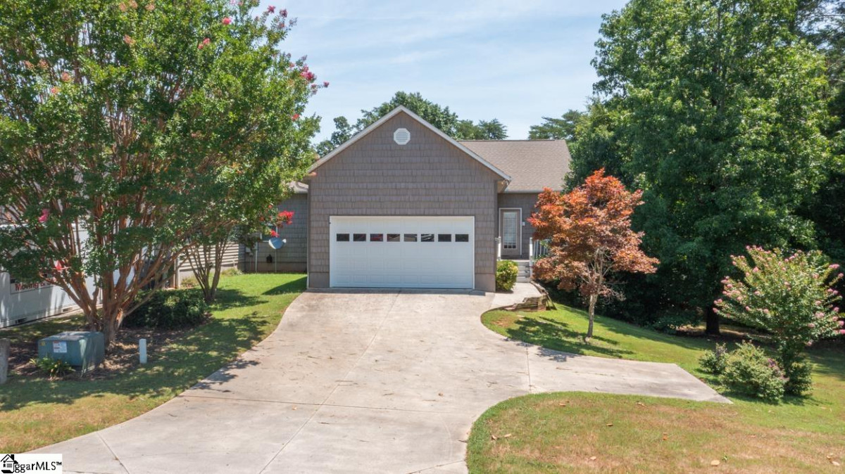 121 Harbour Springs Anderson, SC 29626