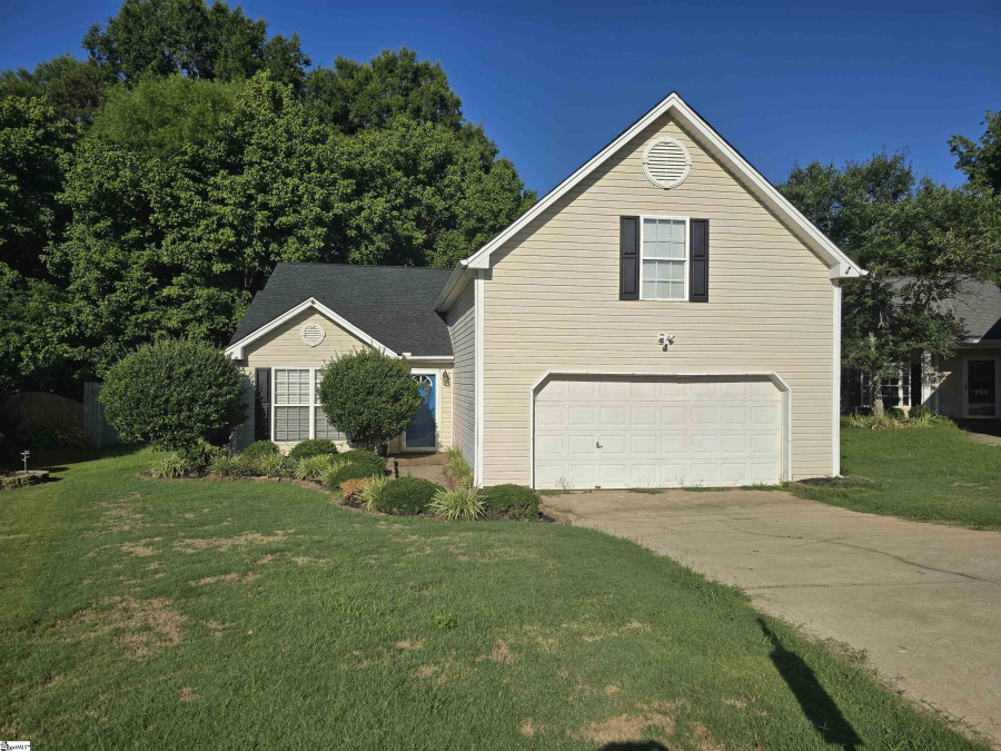 627 Fairview Lake Simpsonville, SC 29680