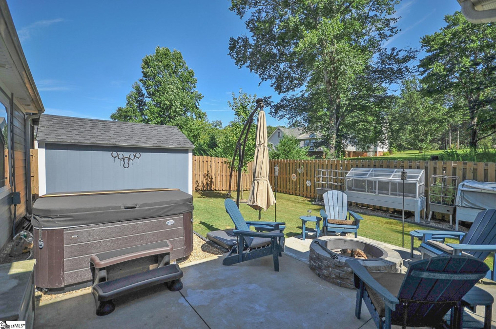 301 Loxley  Simpsonville, SC 29680