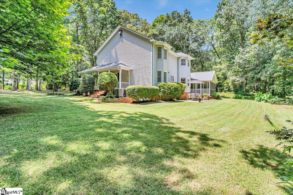 105 Rolling Green Greenville, SC 29615