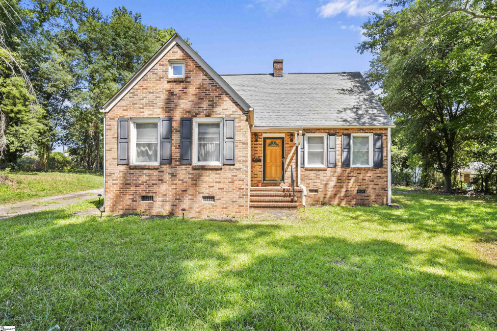 105 Pine  Anderson, SC 29621