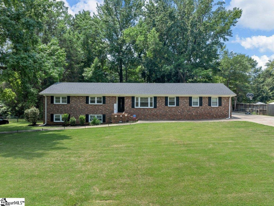 140 Ranson  Spartanburg, SC 29302