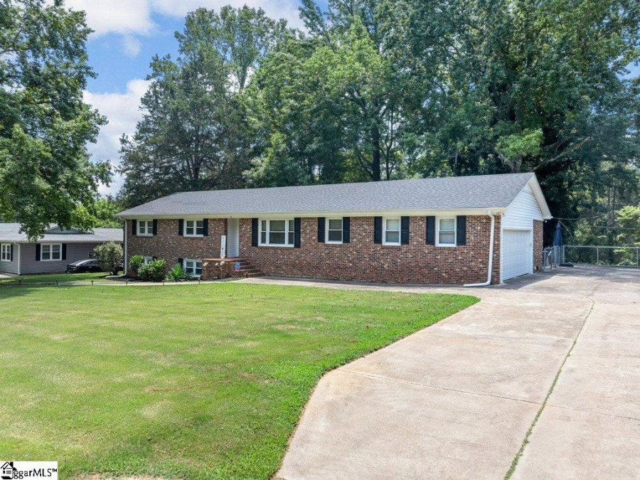 140 Ranson  Spartanburg, SC 29302