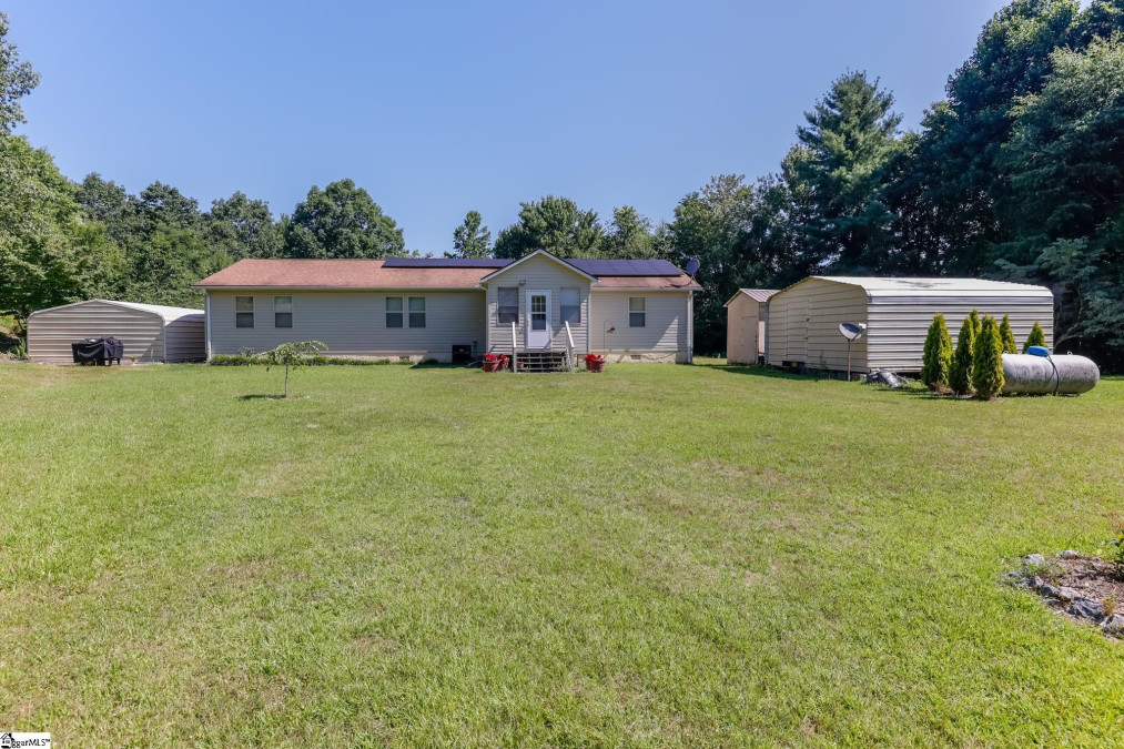 4695 Jeter Mountain Hendersonville, NC 28739