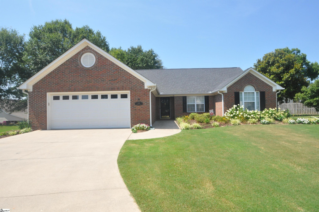 222 Clematis  Moore, SC 29369