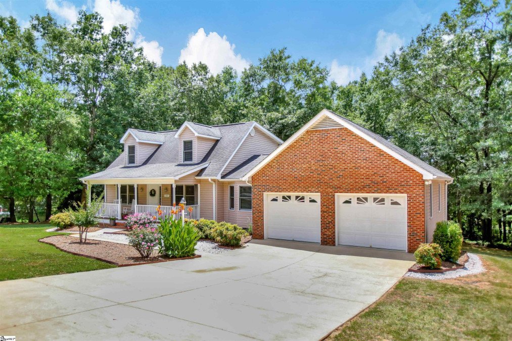 310 Camperdown  Easley, SC 29642