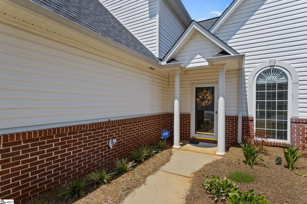 29 Cedar Rock Greer, SC 29650