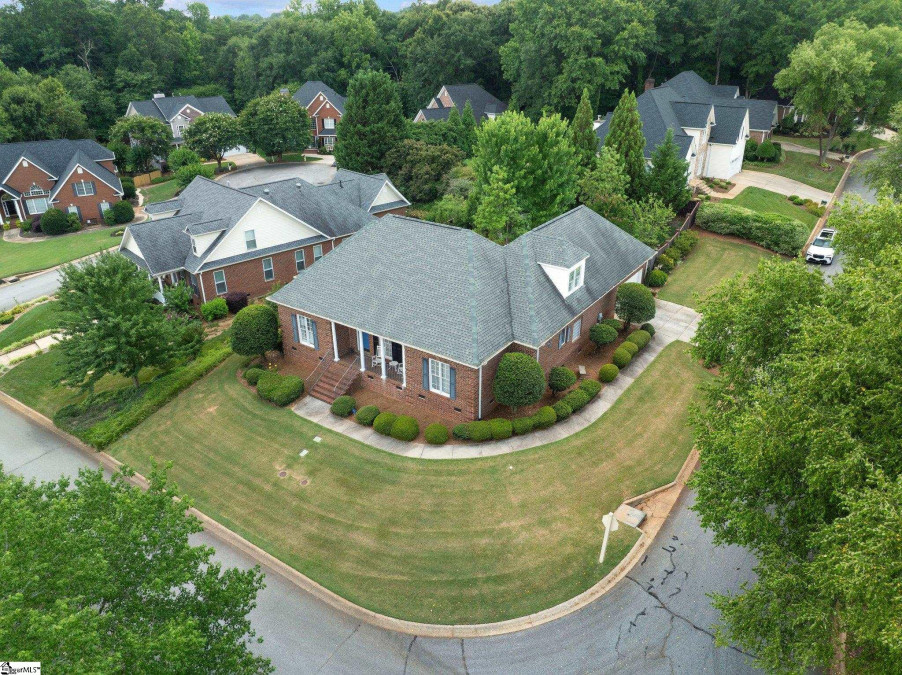 3 Glens Crossing Greer, SC 29650