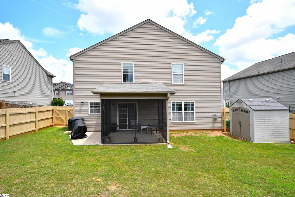 412 Perrysburg  Moore, SC 29389