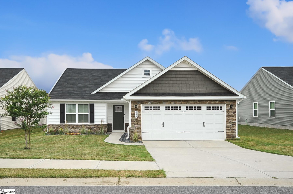 404 Vernonburg  Piedmont, SC 29673