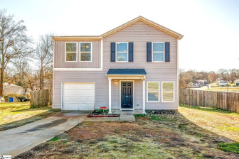 2B 10th  Greenville, SC 29611