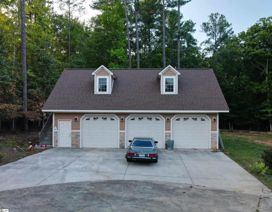 213 Guthrie  Belton, SC 29627