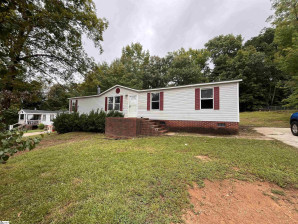 124 Lockman  Greenville, SC 29611