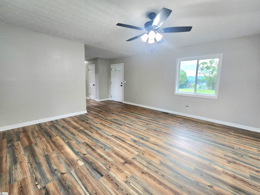 1138 Bates Crossing Travelers Rest, SC 29690