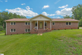 1219 Lakeside  Anderson, SC 29621