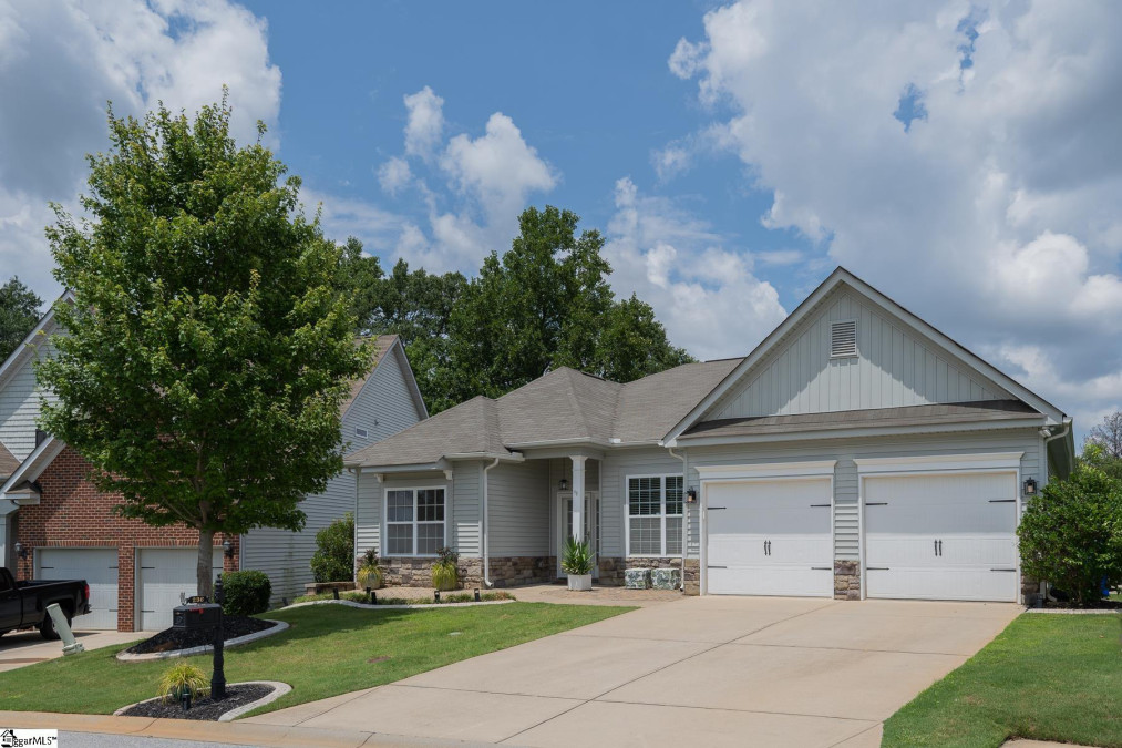 236 Heathbury  Simpsonville, SC 29681