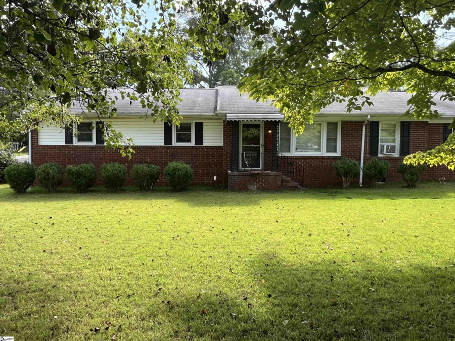 229 Mohawk  Spartanburg, SC 29301