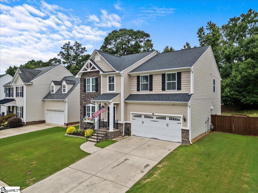 14 Ridgeleigh  Simpsonville, SC 29681