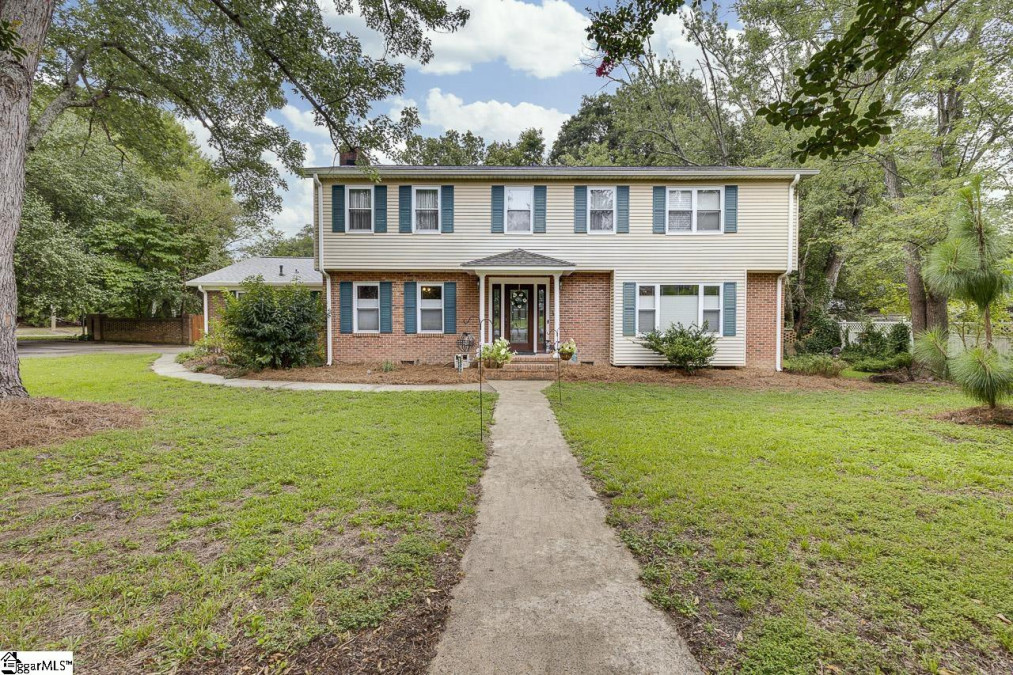 46 Cunningham  Taylors, SC 29687