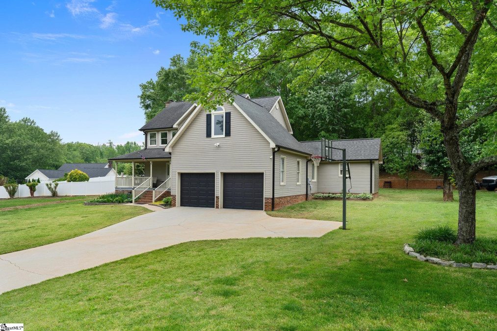 104 Hidden Creek Easley, SC 29642