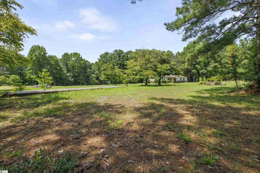 1131 Old Gunter Piedmont, SC 29673