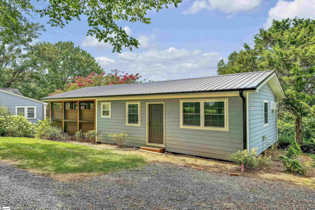 114 Glassy Mountain Pickens, SC 29671