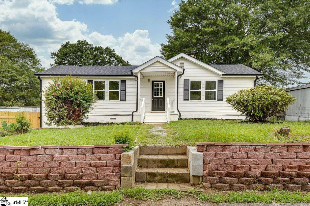 4 Wynette  Taylors, SC 29687