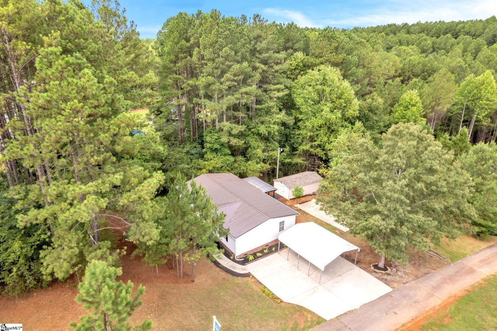 105 Sorrel  Six Mile, SC 29682