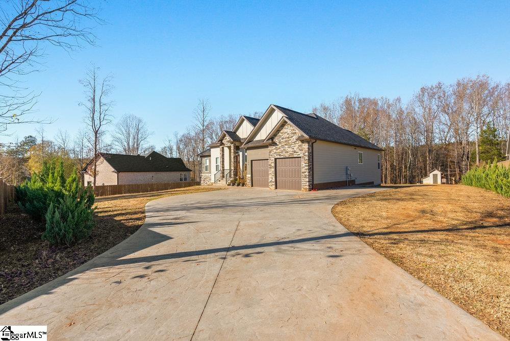 346 Jordan Creek Inman, SC 29349