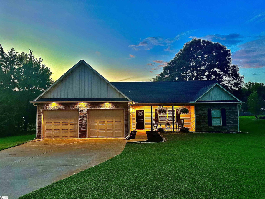 116 Falcon  Chesnee, SC 29323