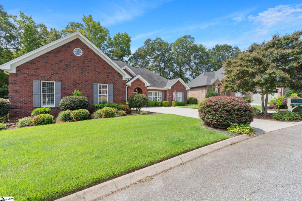 217 Bouchillion  Greenville, SC 29615