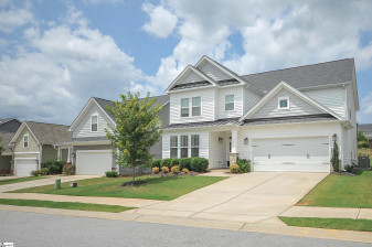 611 Delsey  Greer, SC 29651