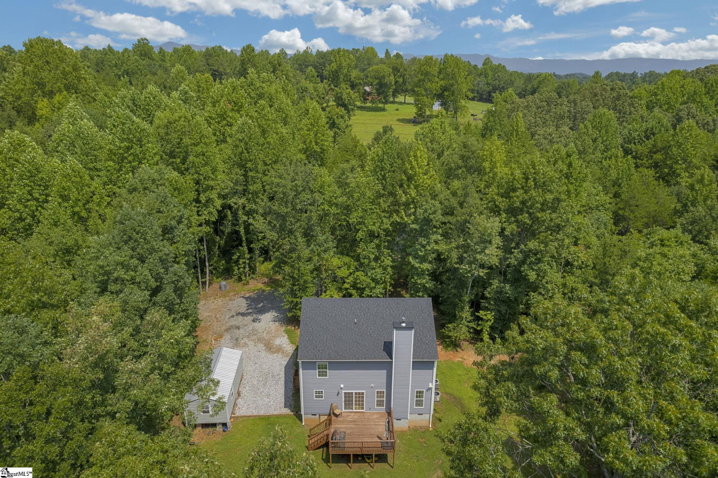 131 Tompkins Hill Pickens, SC 29671