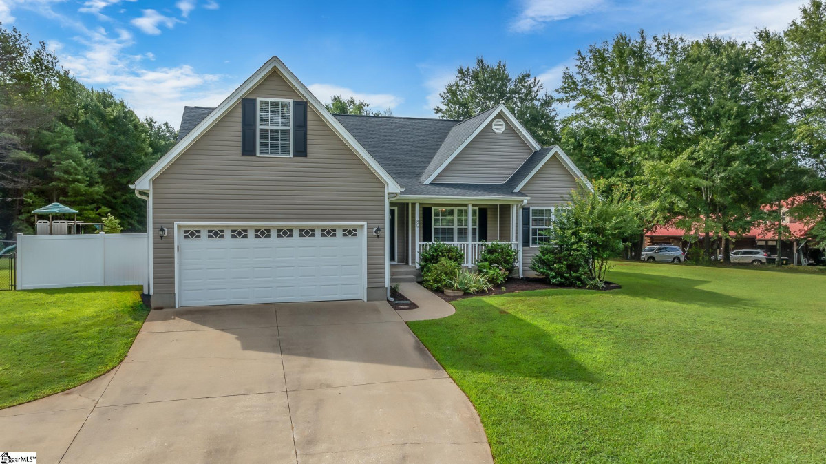 80 Mckinney  Travelers Rest, SC 29690