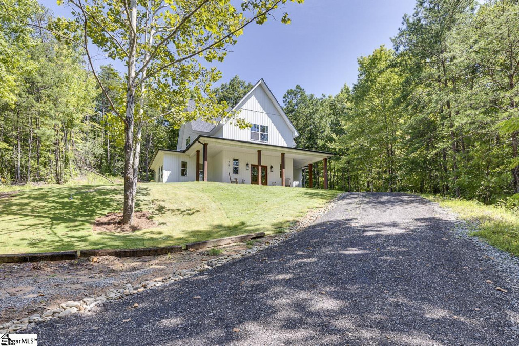 1050 Hidden Glory Landrum, SC 29356