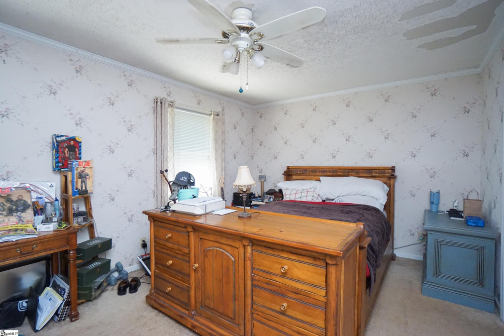 1733 Tigerville  Travelers Rest, SC 29690