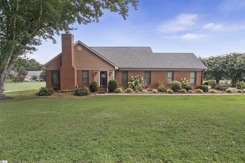 203 Carnoustie  Easley, SC 29642