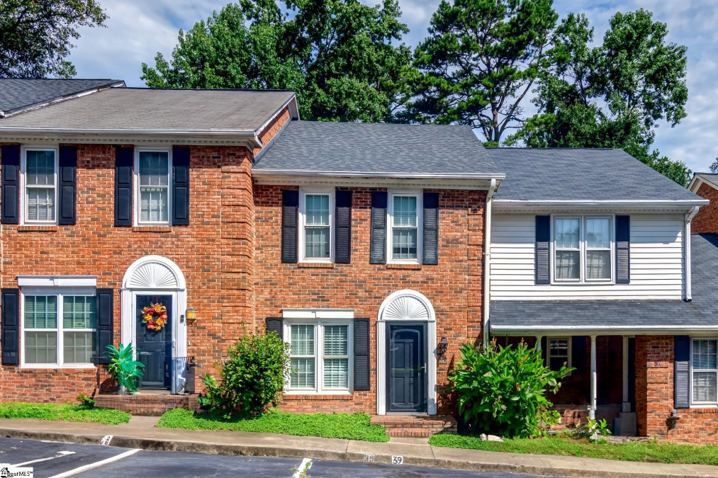 38 Somersett  Spartanburg, SC 29301