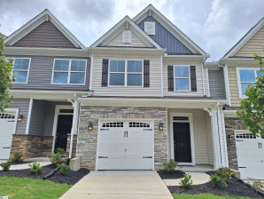 61 Fair Village Simpsonville, SC 29680