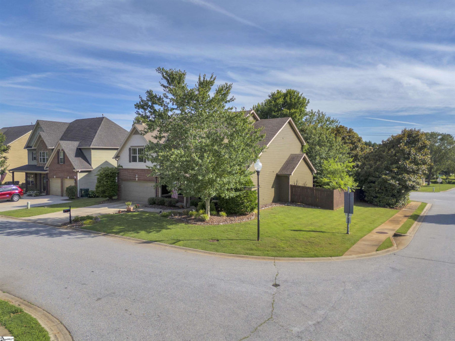 2 Ashby Grv Simpsonville, SC 29681