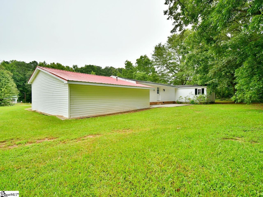 139 Gastley  Clinton, SC 29325