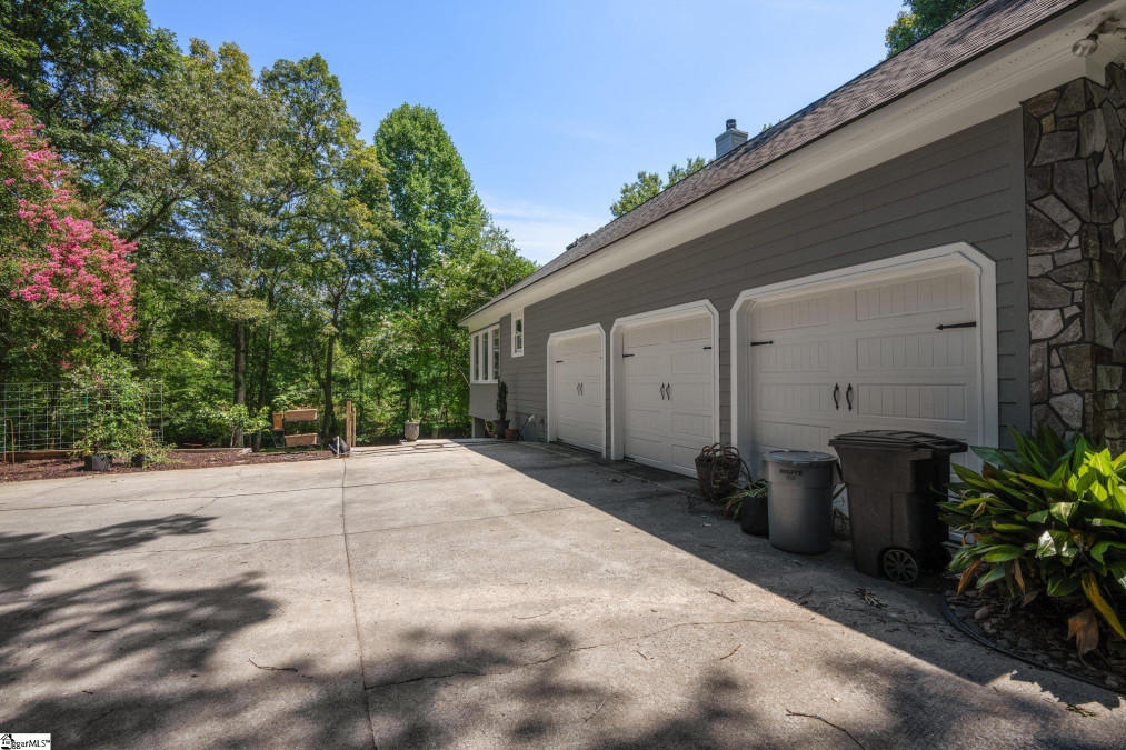 710 Scarborough  Greer, SC 29650