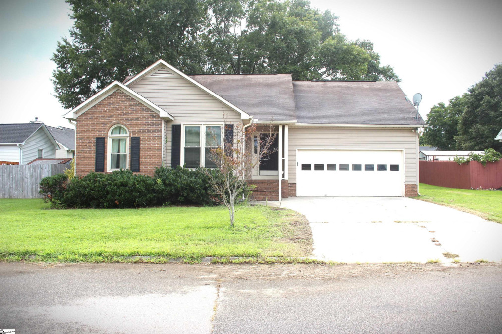 3 Fortson  Fountain Inn, SC 29644