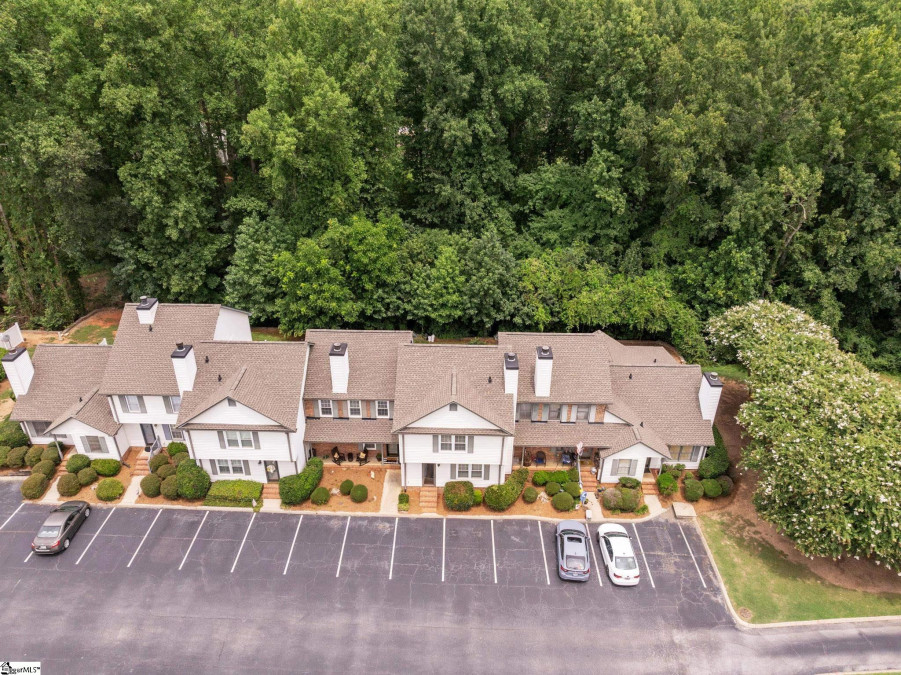 709 Summer Woods Mauldin, SC 29662