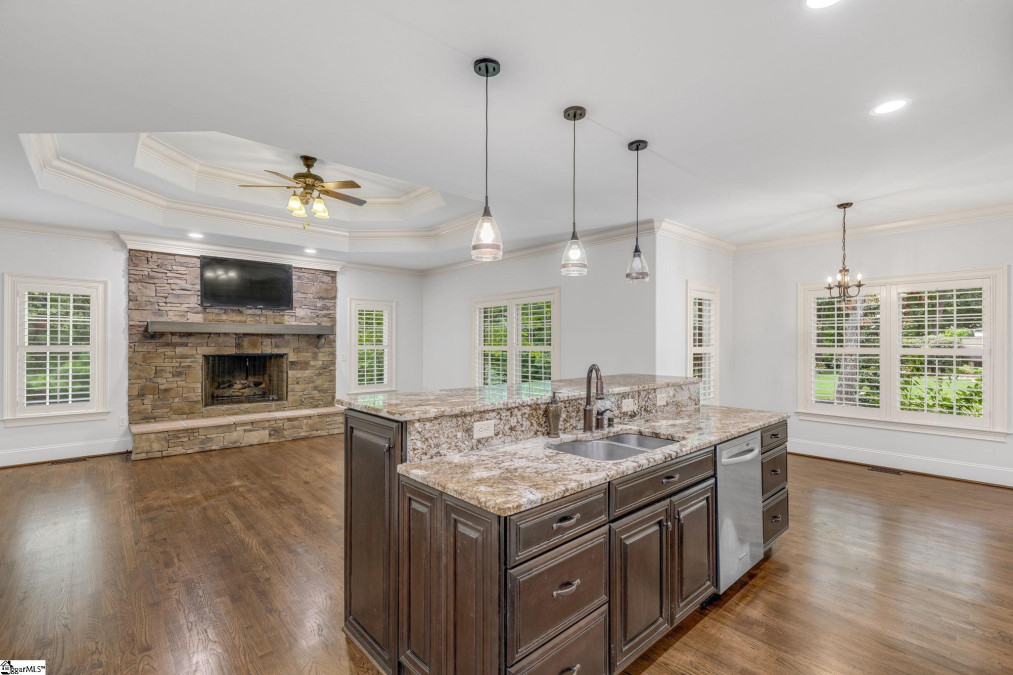 113 Ledgestone  Greer, SC 29651