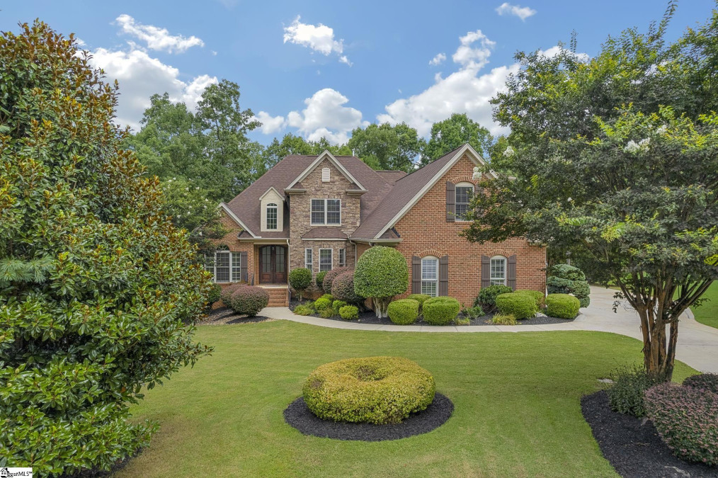 113 Ledgestone  Greer, SC 29651