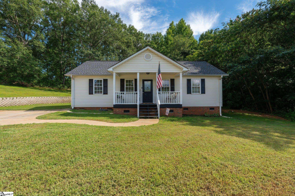 102 Homeland  Pickens, SC 29671