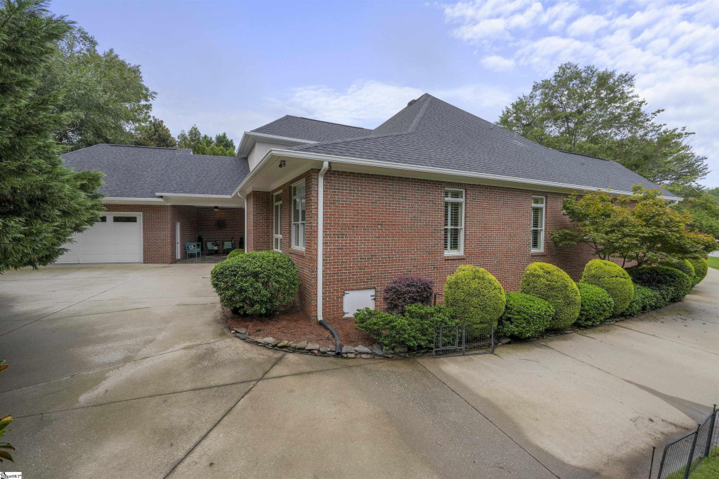 13 Crimson  Greer, SC 29650